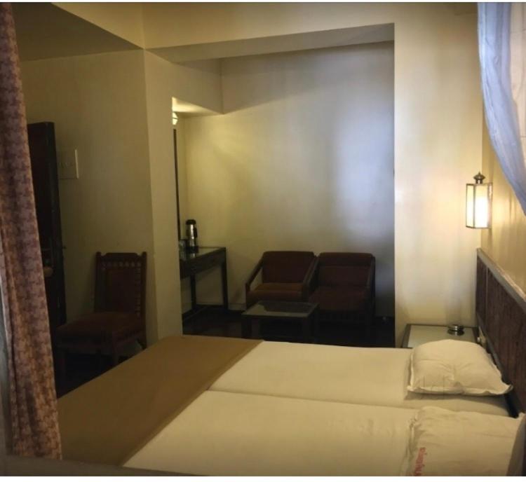 Hotel Ganesh Palace 孟买 外观 照片